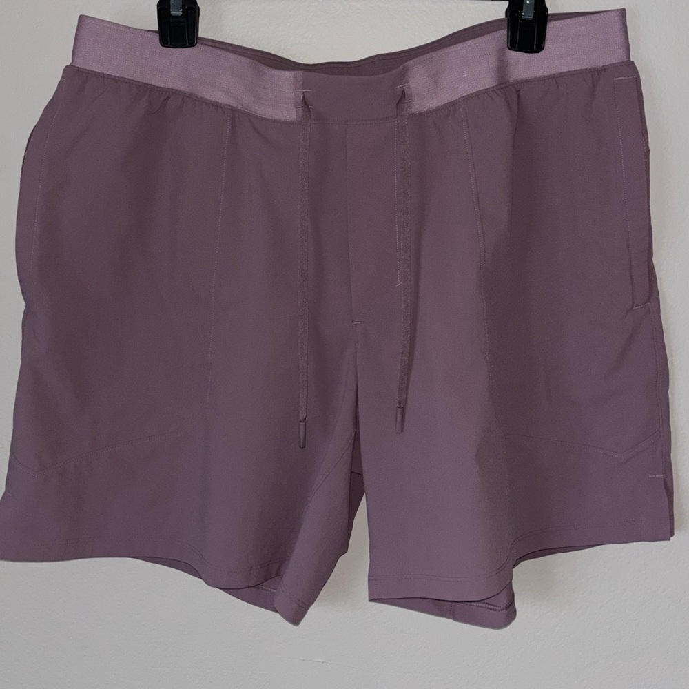 Men’s XL Lululemon Shorts | 7in Length | Light Purple